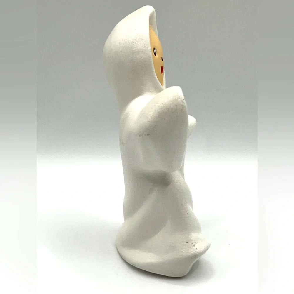 Handmade Ceramic Pottery Mold Halloween White Ghost Spooky Face 4.5 in Height - Picture 4 of 7